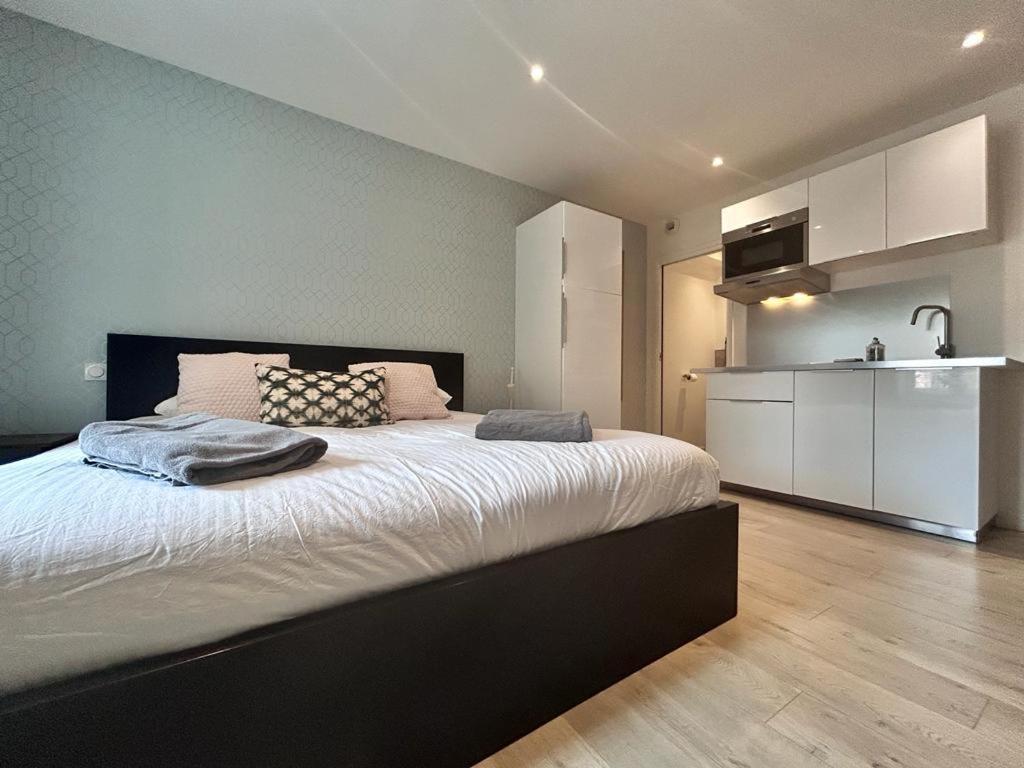 Tour D'Auvergne - Appartements En Plein Centre Ville, Proche De La Cathedrale Et De La Place De Jaude Клермон-Ферран Екстер'єр фото