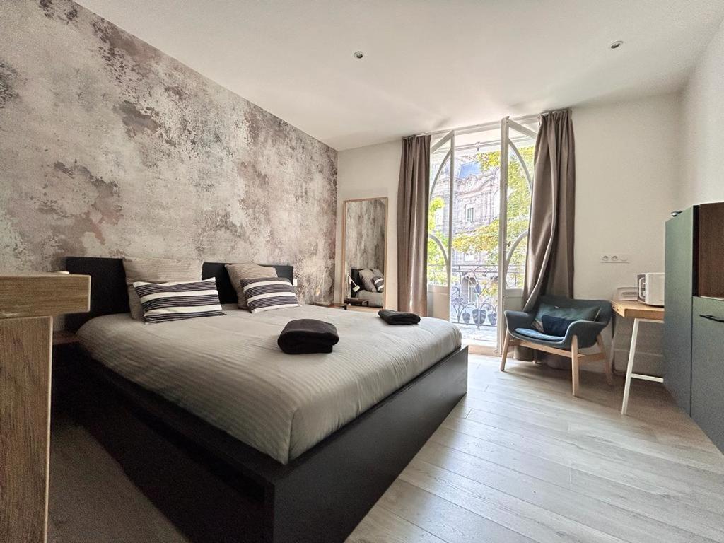Tour D'Auvergne - Appartements En Plein Centre Ville, Proche De La Cathedrale Et De La Place De Jaude Клермон-Ферран Екстер'єр фото