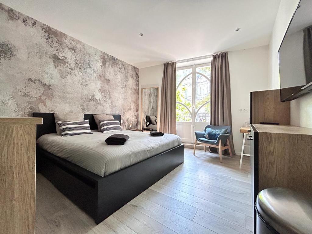 Tour D'Auvergne - Appartements En Plein Centre Ville, Proche De La Cathedrale Et De La Place De Jaude Клермон-Ферран Екстер'єр фото