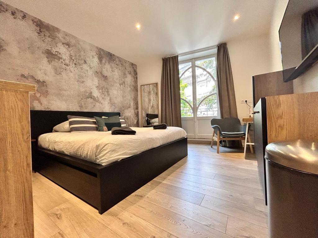 Tour D'Auvergne - Appartements En Plein Centre Ville, Proche De La Cathedrale Et De La Place De Jaude Клермон-Ферран Екстер'єр фото