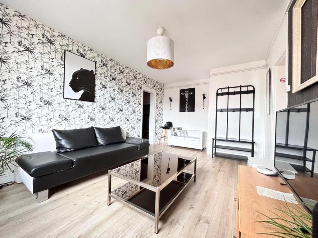 Tour D'Auvergne - Appartements En Plein Centre Ville, Proche De La Cathedrale Et De La Place De Jaude Клермон-Ферран Екстер'єр фото